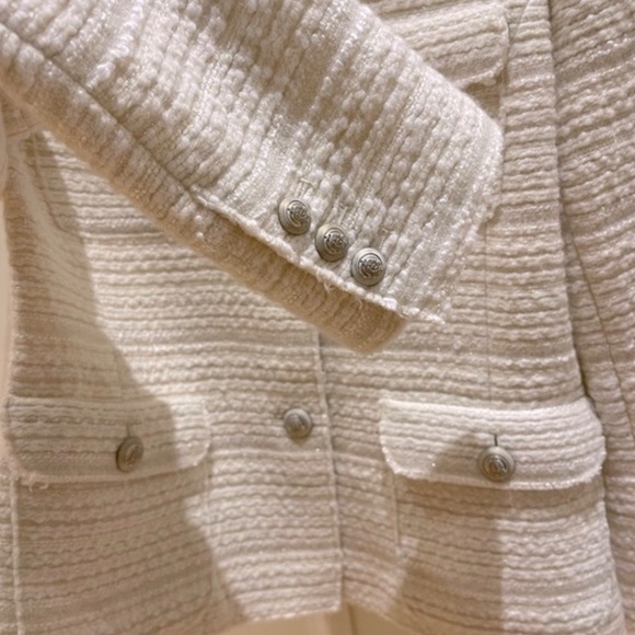 White Bouclé Style Blazer with Silver Tone - Picture 3 of 10